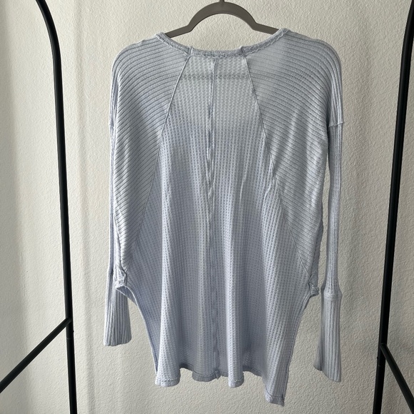 FREE PEOPLE | Ventura Raglan Waffle Knit Thermal Top Long Sleeve Grey | Size XS - Picture 4 of 6